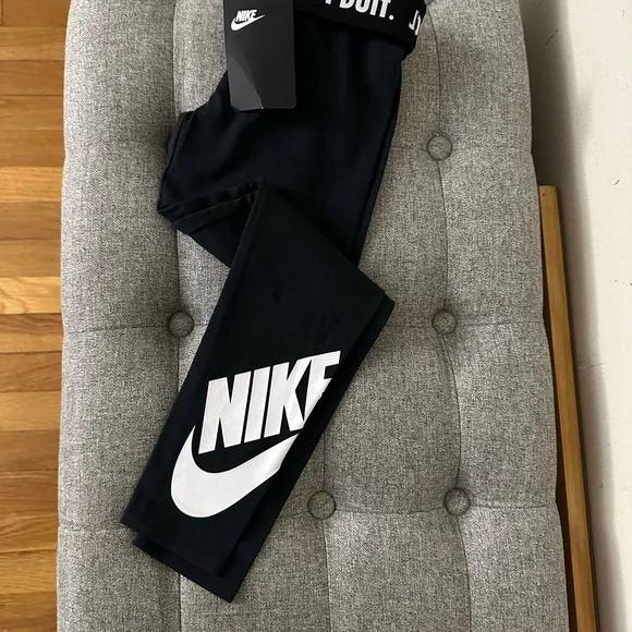 Nike GIRLS LEG A SEE LEGGINGS! - Picture 3 of 6